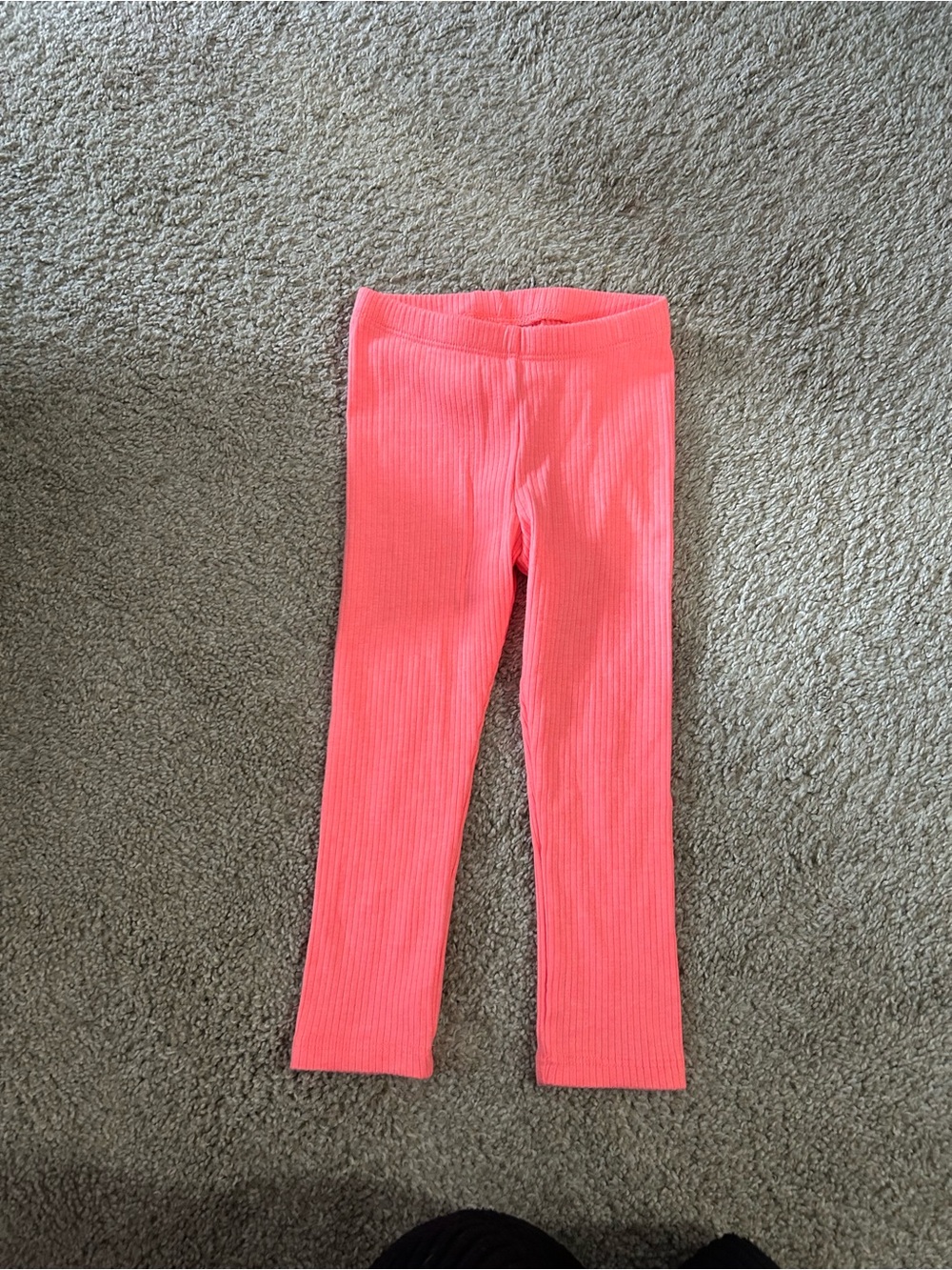 Cat & Jack 2T Ribbed Pink Capri Leggings NWOT
